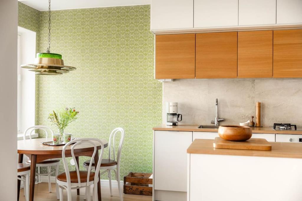Peaceful 1br In Design District Leilighet Helsingfors